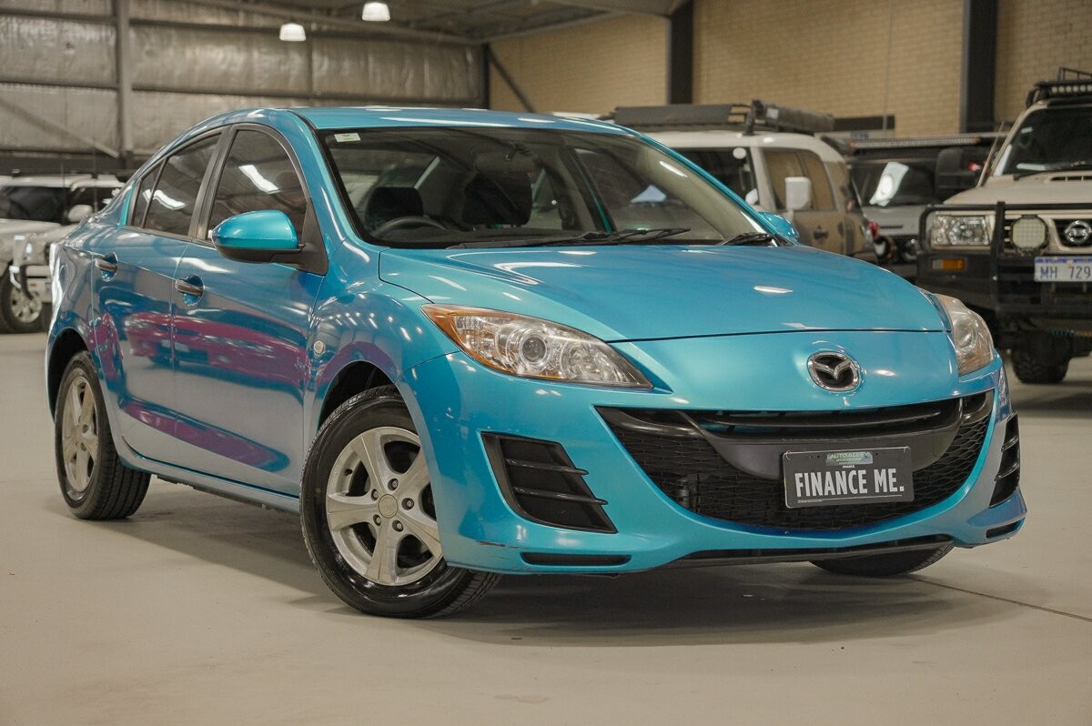 Mazda 3 image 1