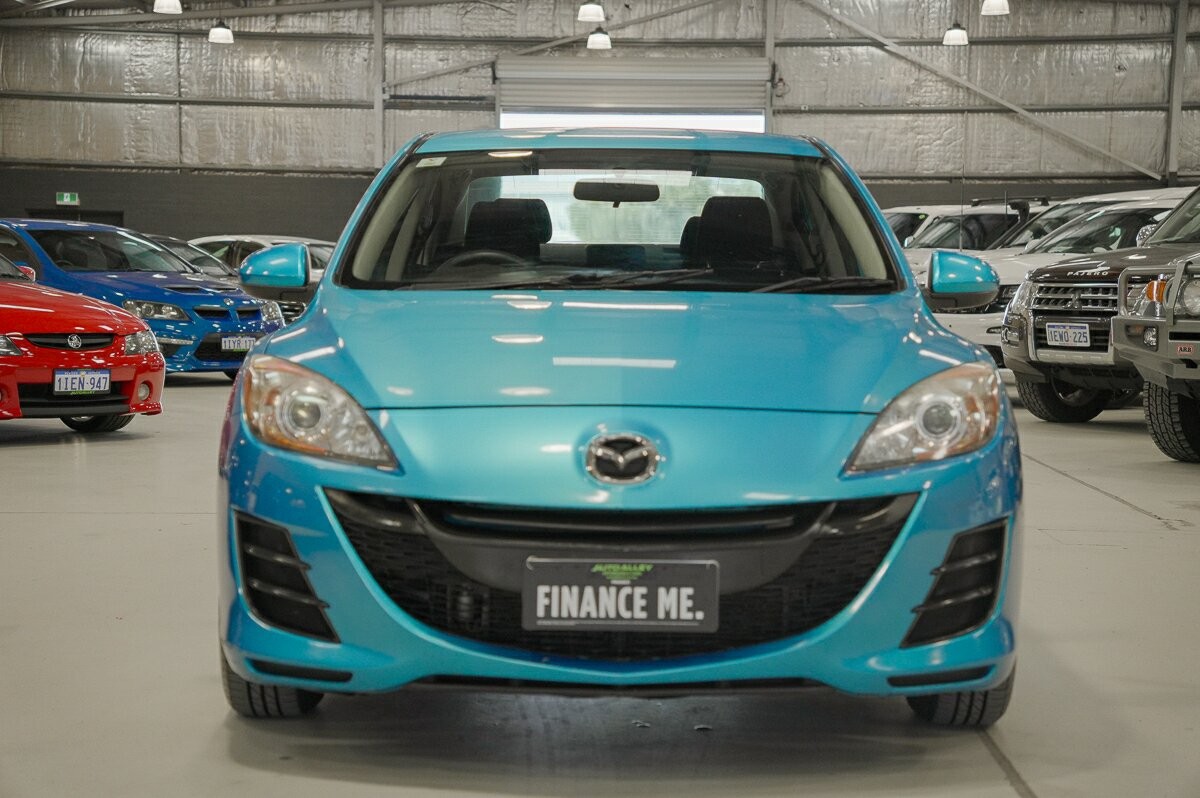 Mazda 3 image 3