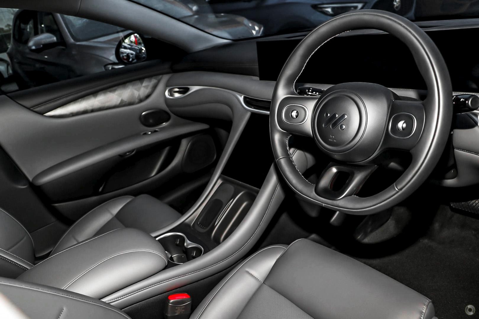 MG Im5 image 4