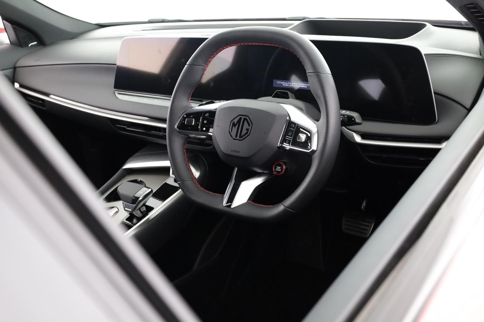 MG Mg7 image 4