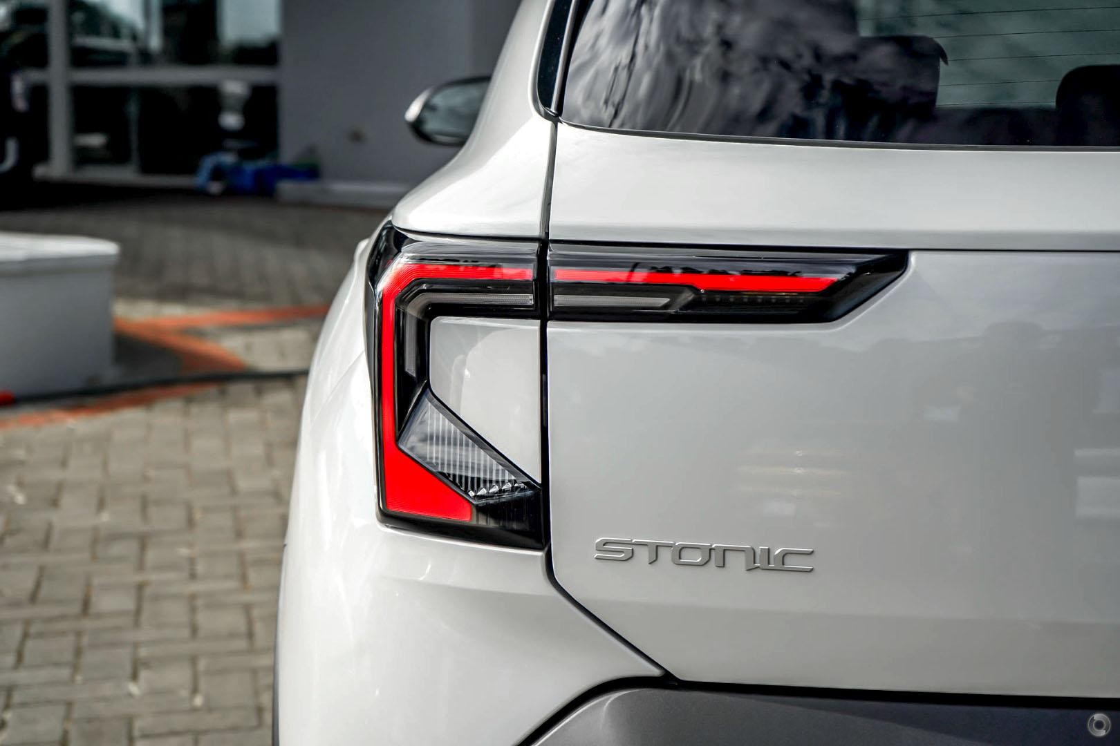 Kia Stonic image 2