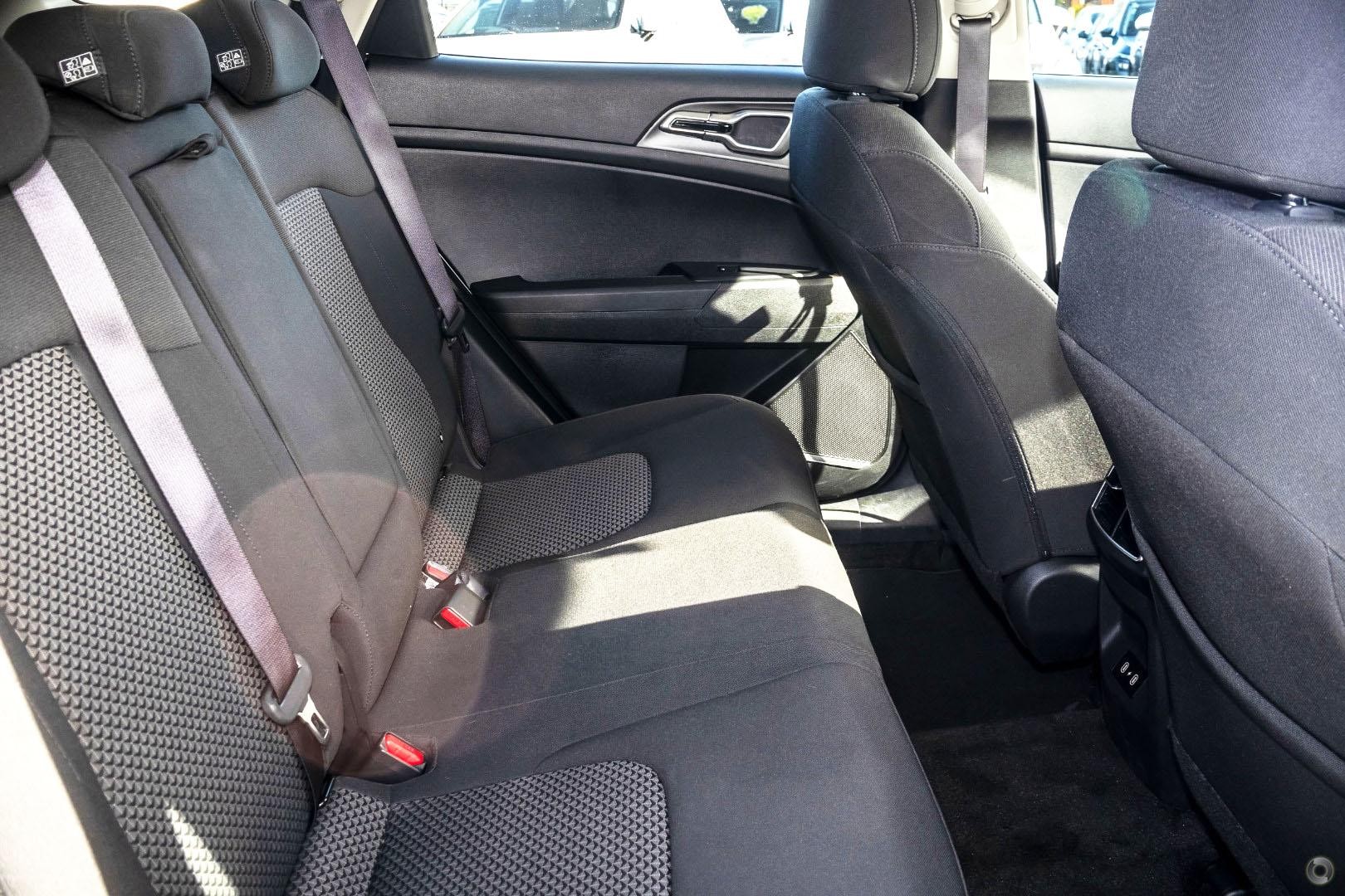 Kia Sportage image 4