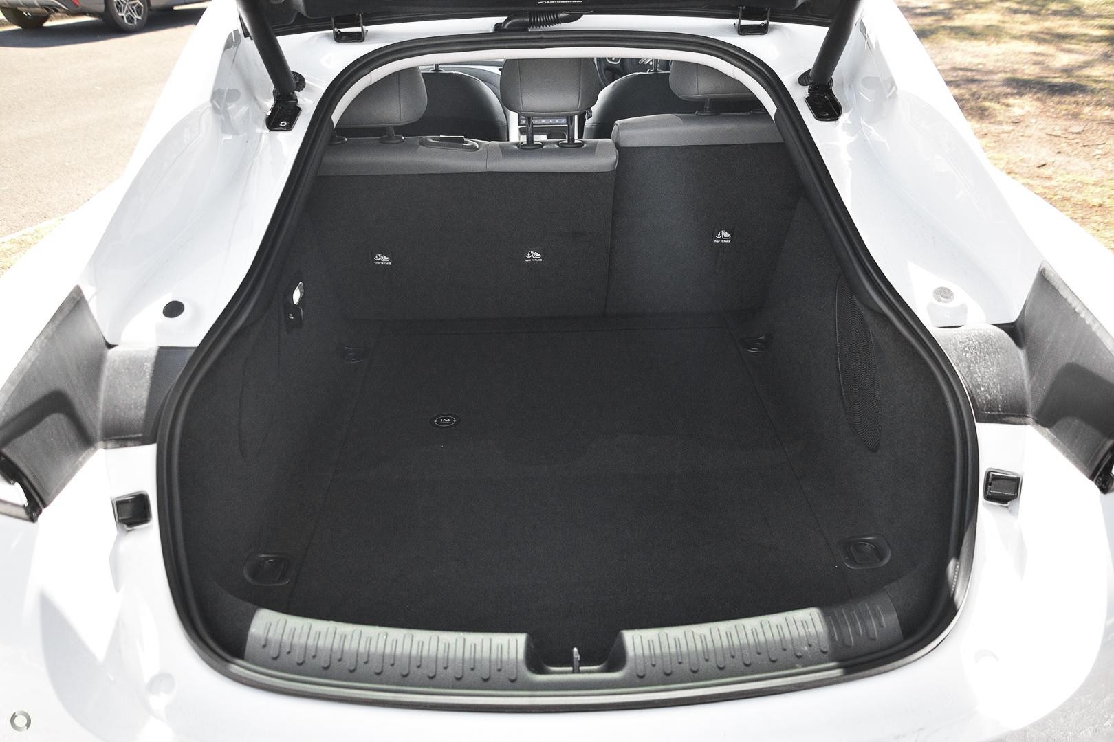 MG Im5 image 4