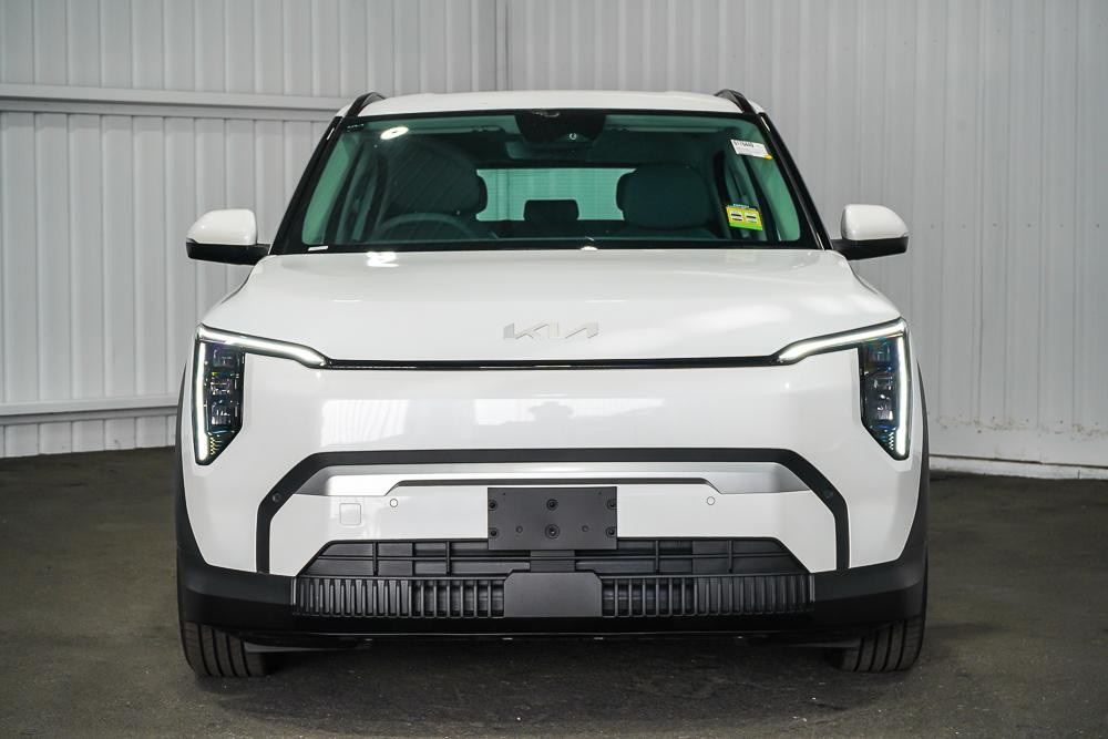 Kia Ev3 image 3