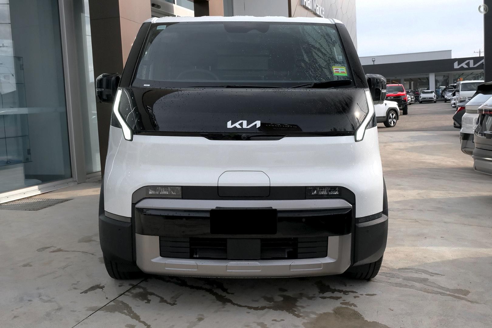 Kia Pv5 image 2