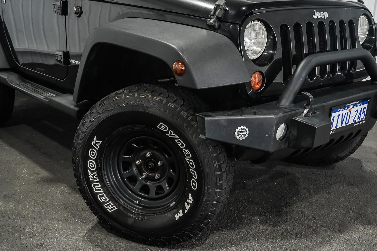 Jeep Wrangler image 2