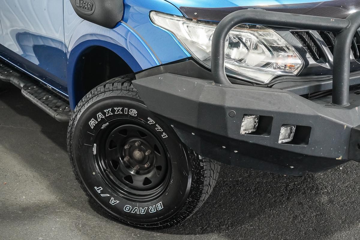 Mitsubishi Triton image 2