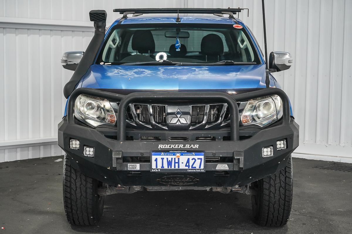 Mitsubishi Triton image 3