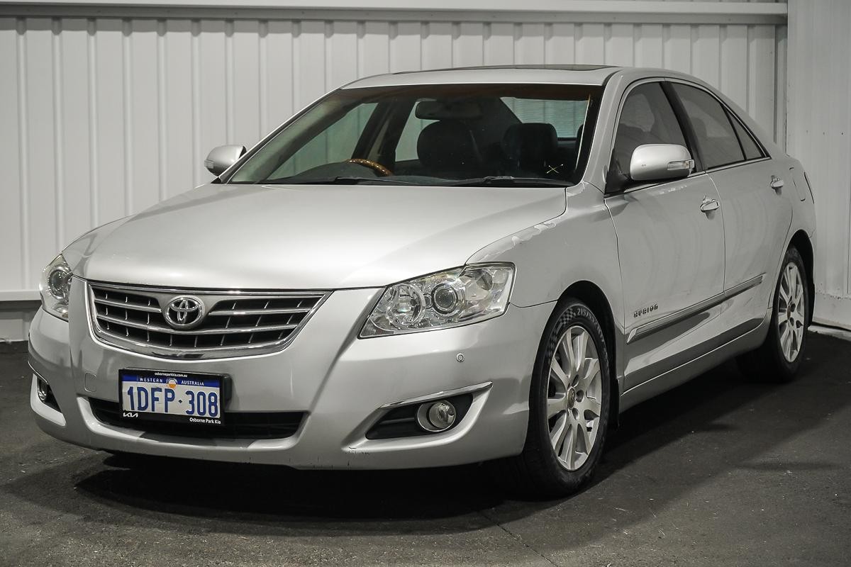 Toyota Aurion image 4