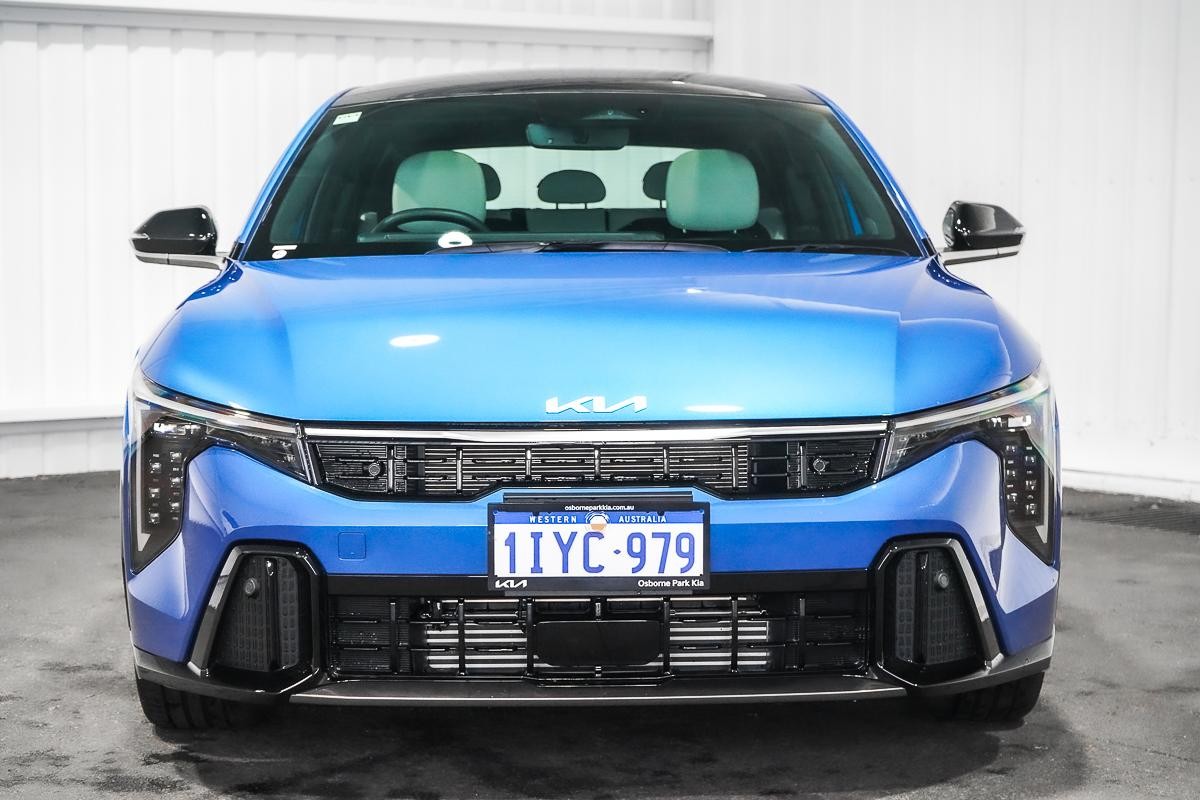Kia K4 image 3