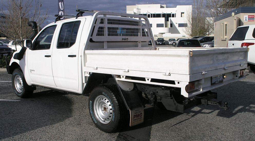 Nissan Navara image 2