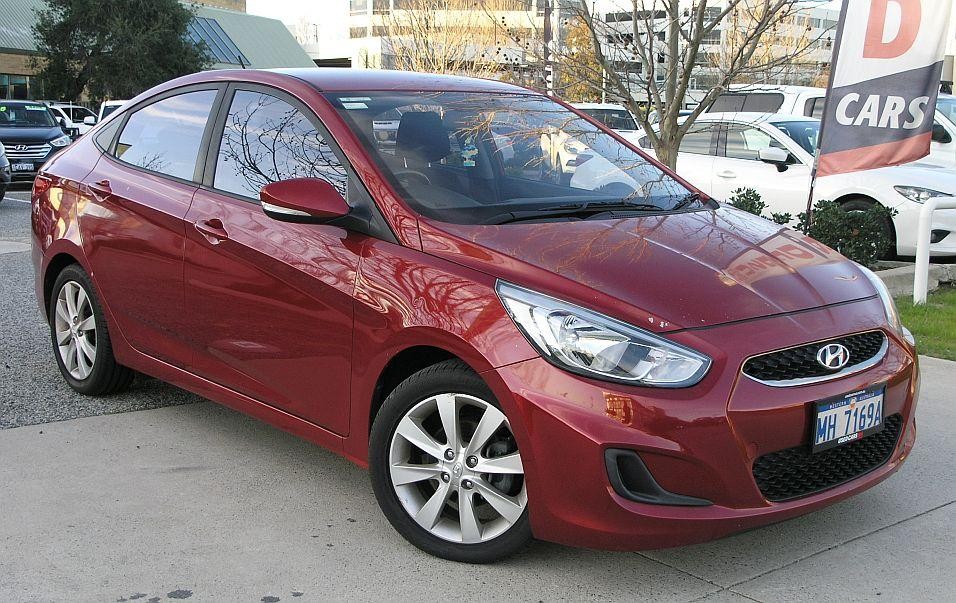 Hyundai Accent image 1
