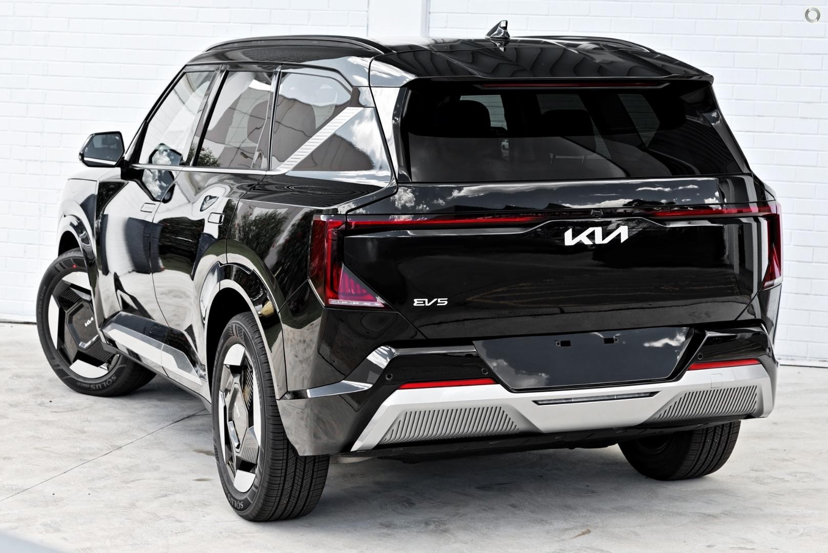 Kia Ev5 image 4