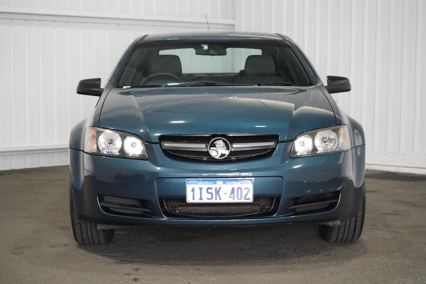 Holden Commodore image 3