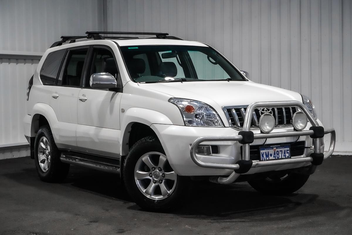 Toyota Landcruiser Prado image 1