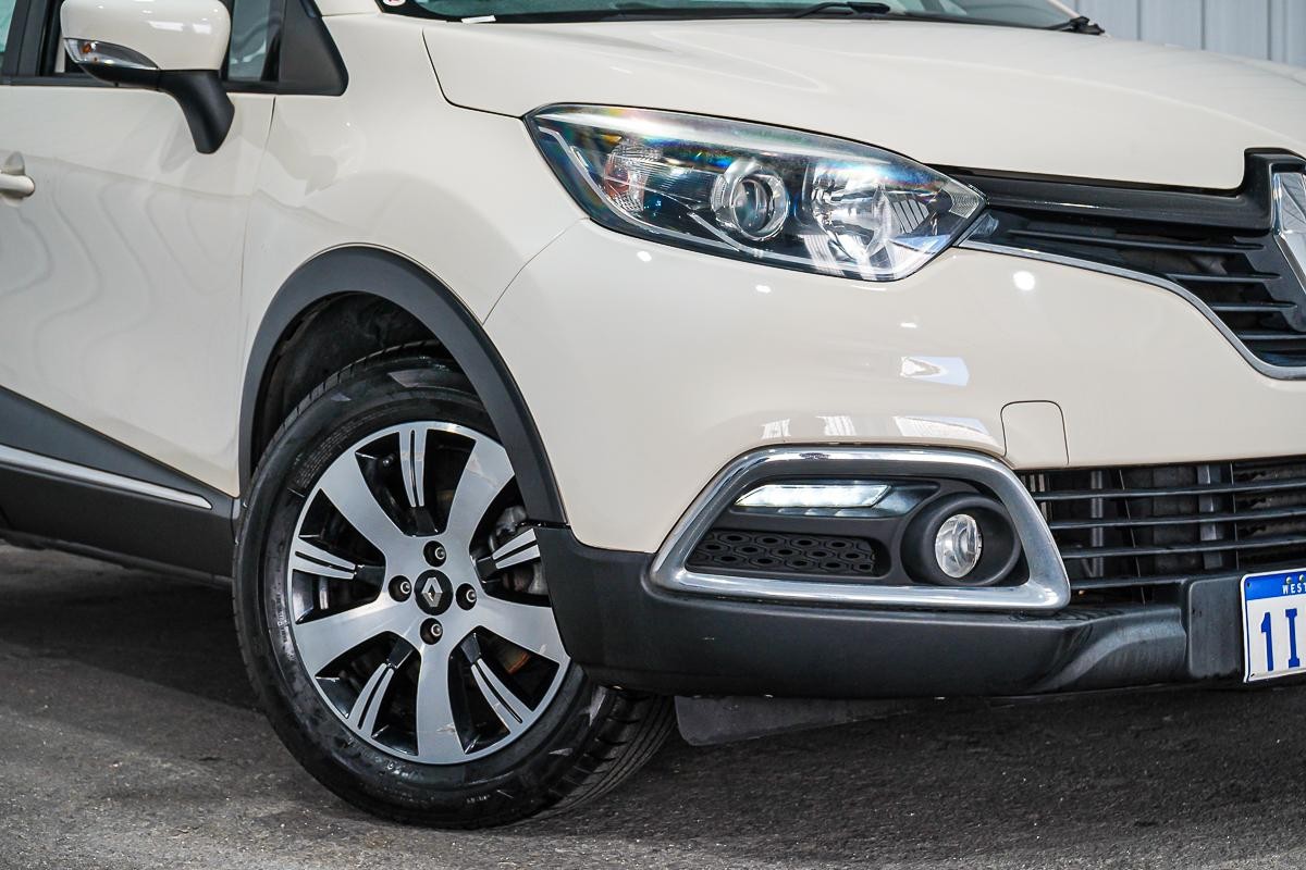 Renault Captur image 2