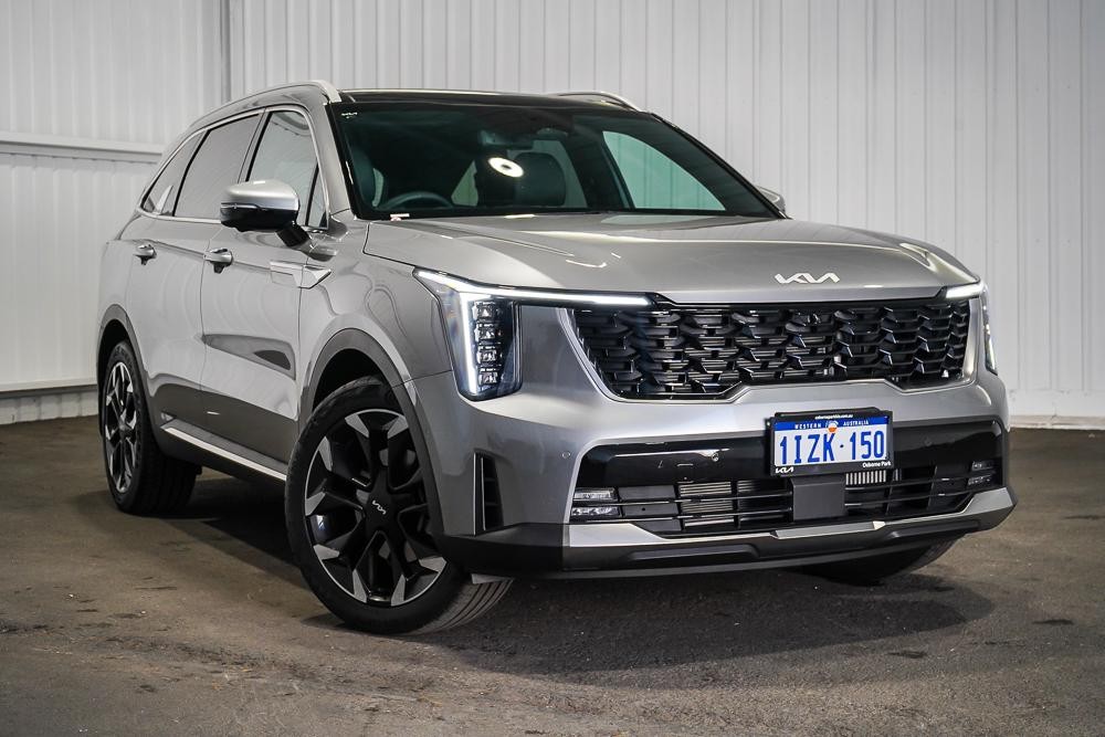 Kia Sorento image 1