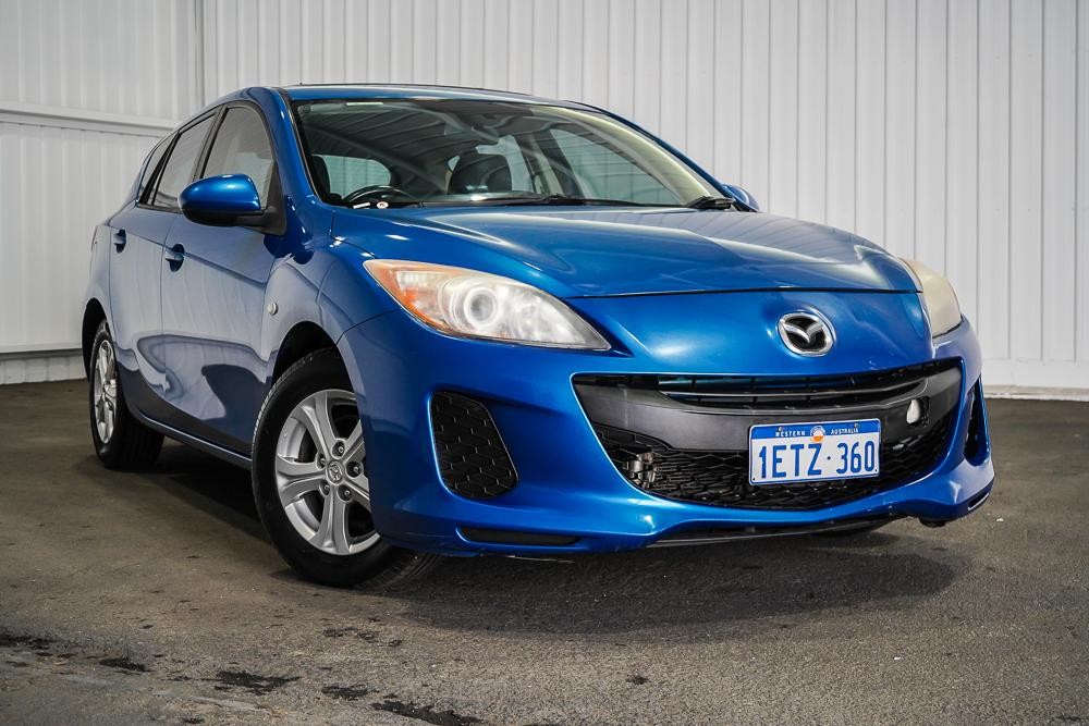 Mazda 3 image 1