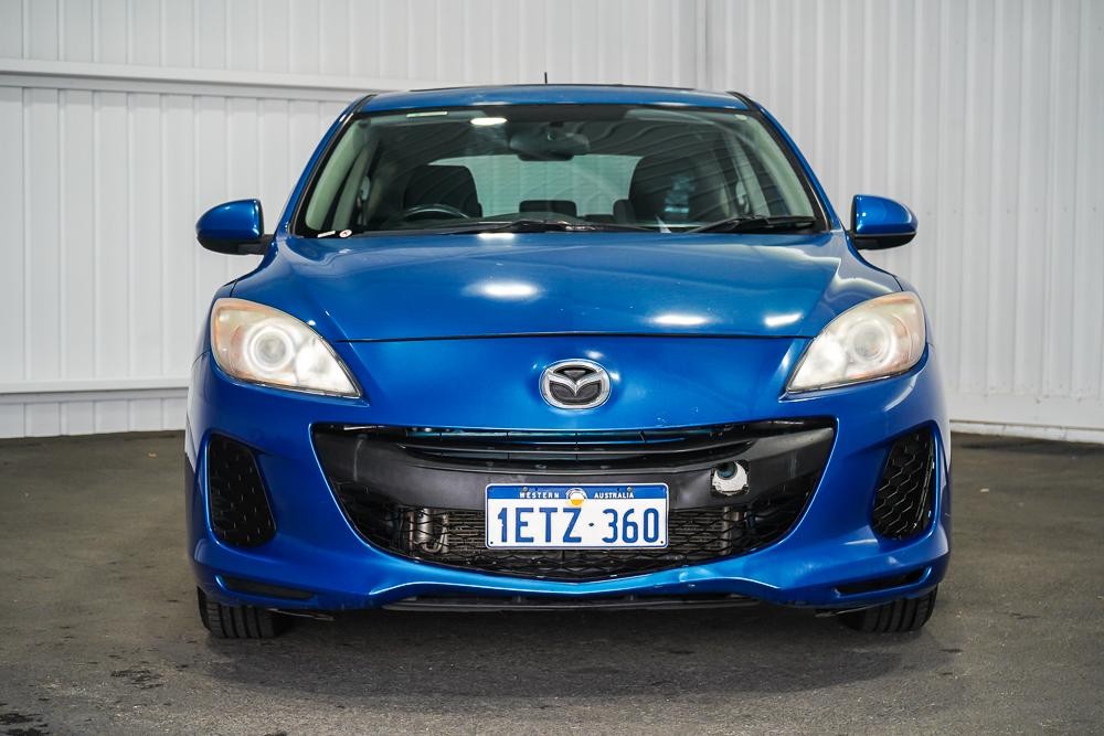 Mazda 3 image 3