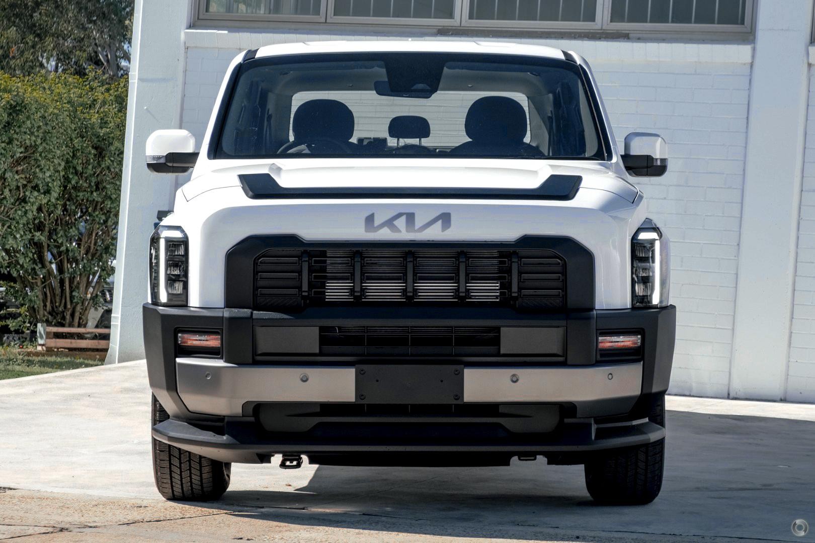 Kia Tasman image 2
