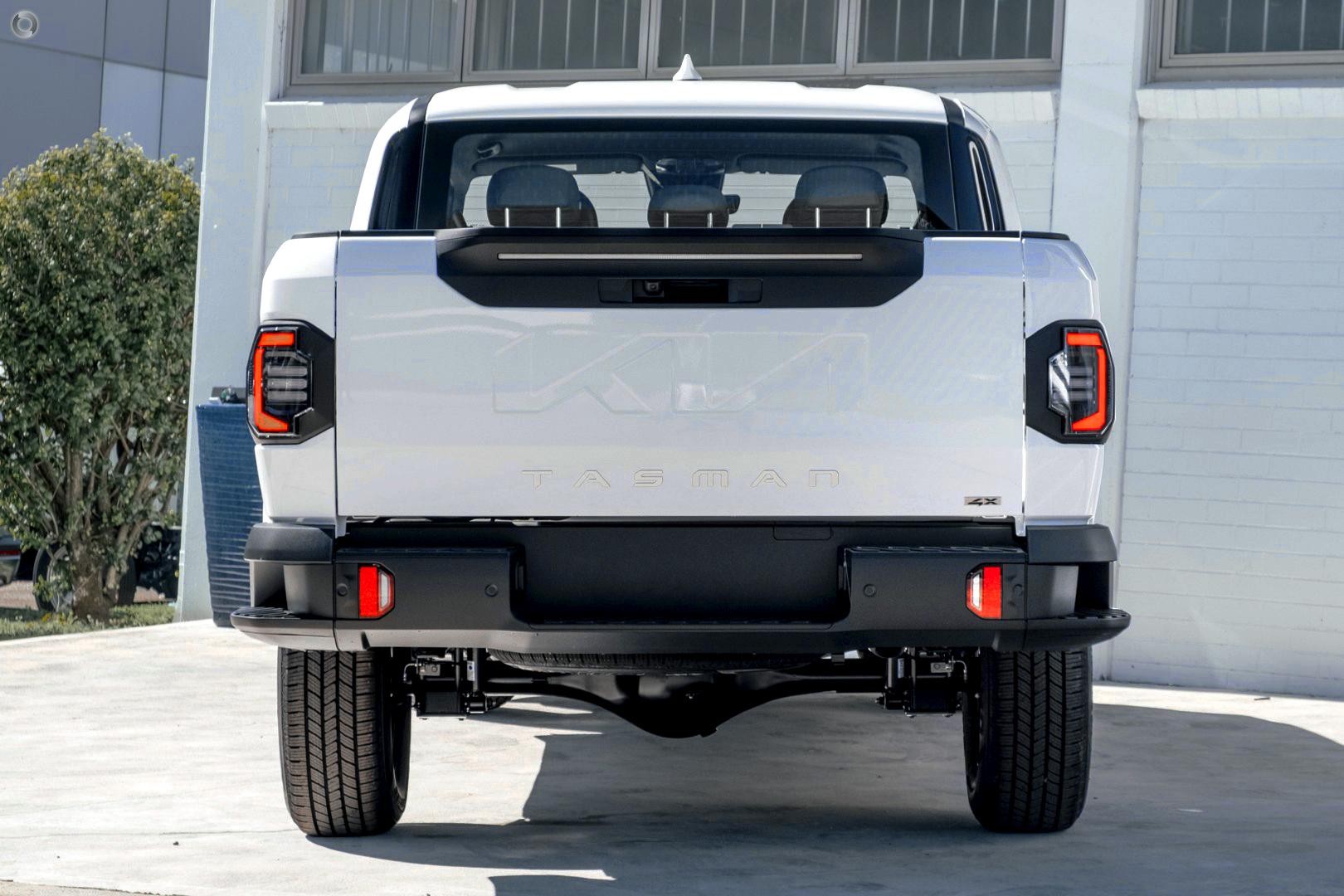 Kia Tasman image 3