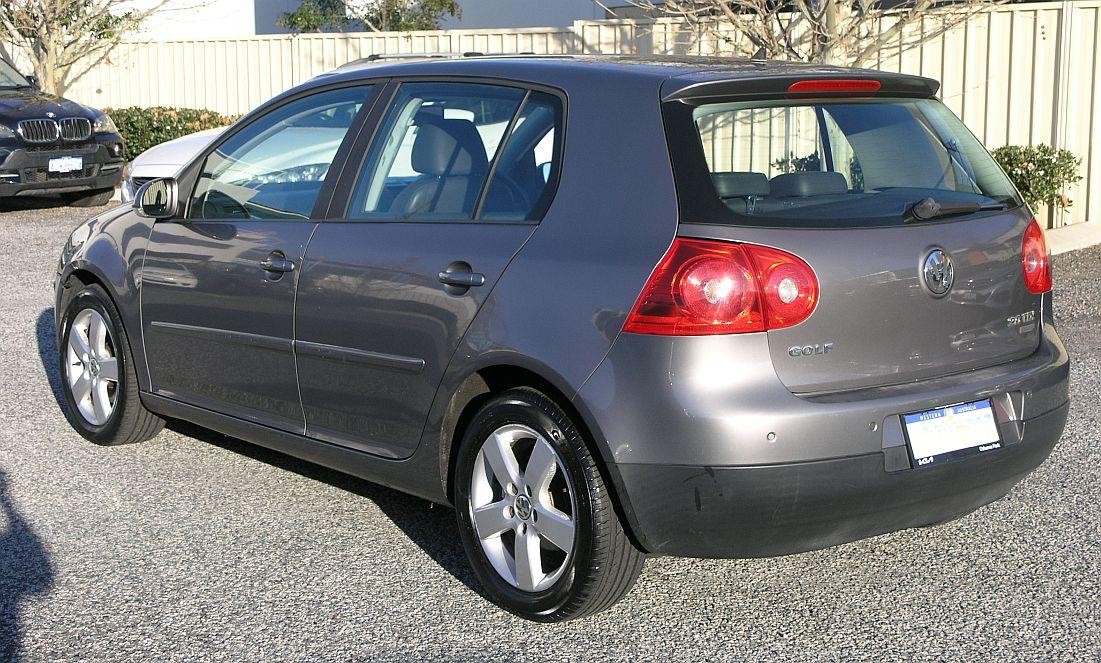Volkswagen Golf image 2