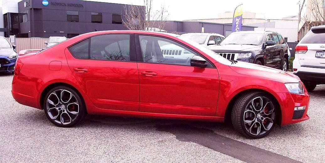 Skoda Octavia image 3