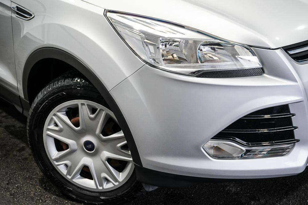 Ford Kuga image 2