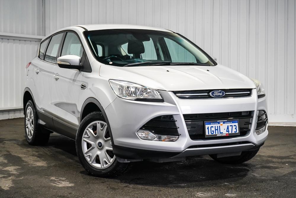 Ford Kuga image 1