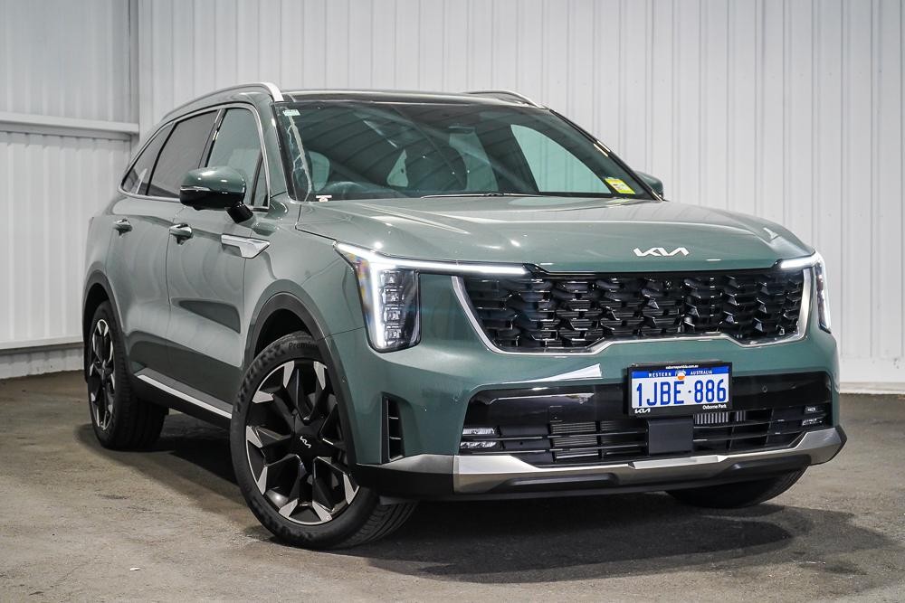 Kia Sorento image 1