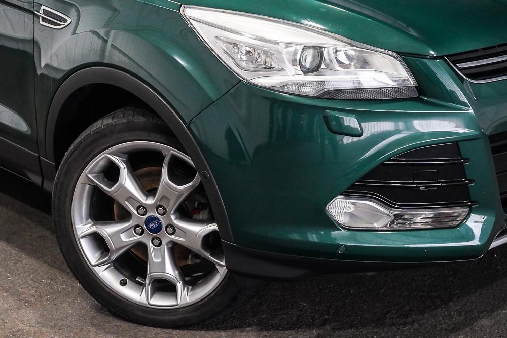 Ford Kuga image 2