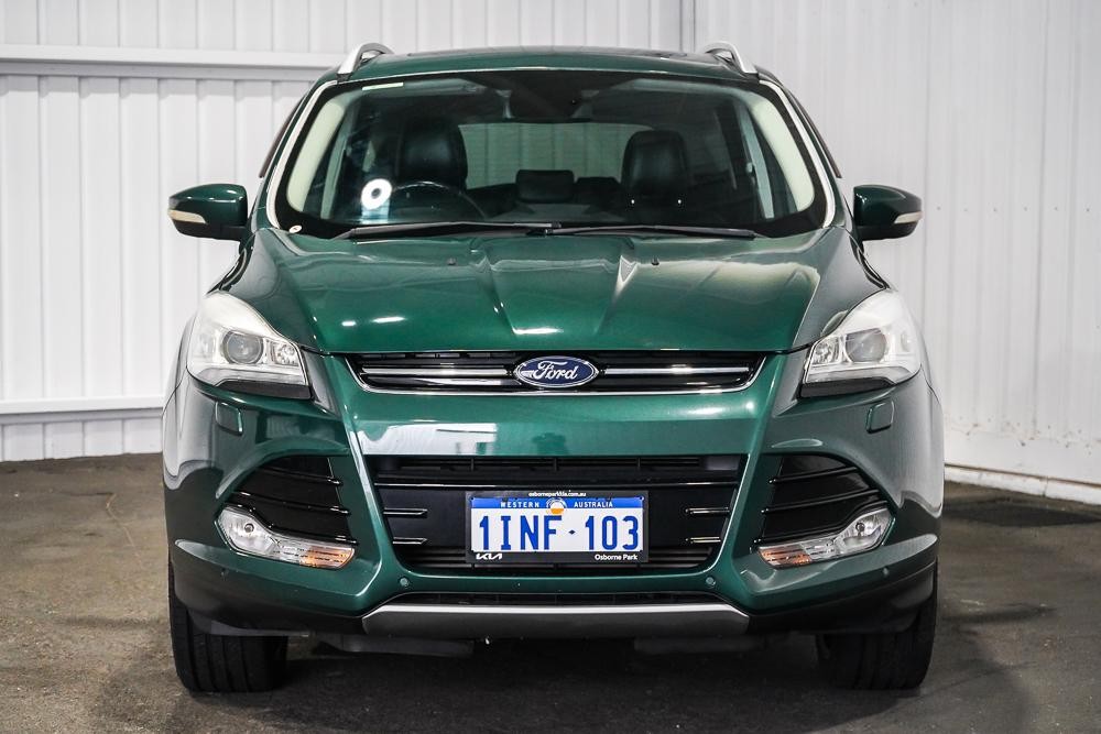 Ford Kuga image 3