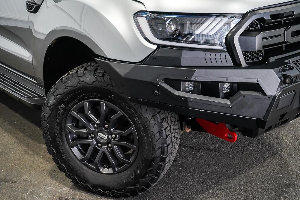 Ford Everest image 2