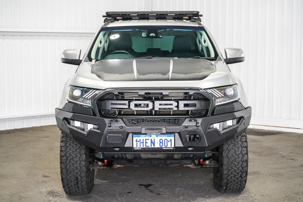 Ford Everest image 3
