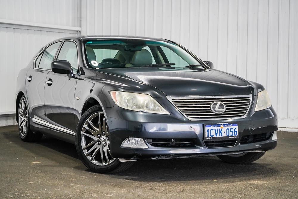 Lexus Ls image 1