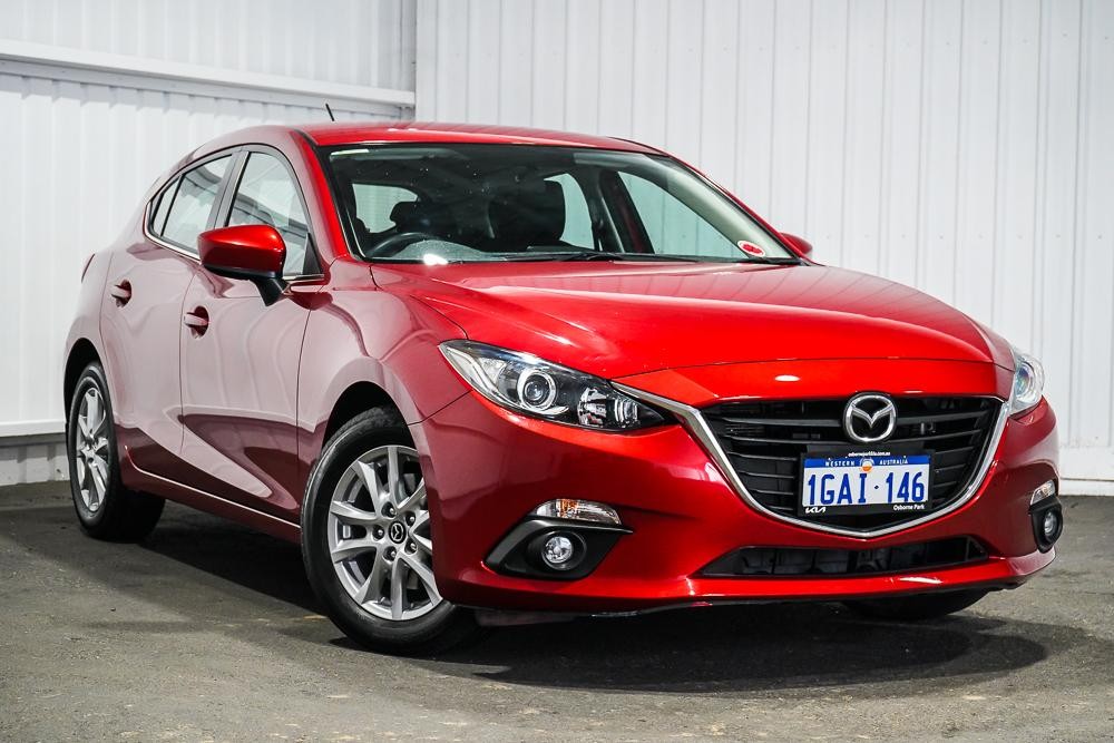 Mazda 3 image 1