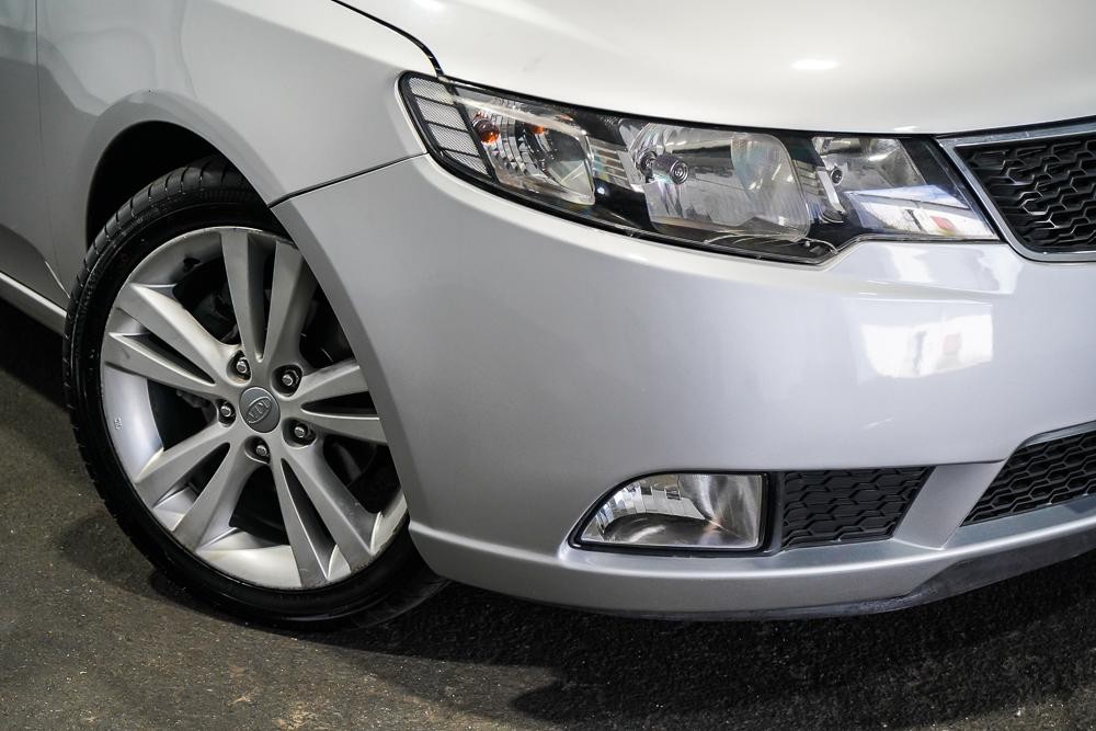 Kia Cerato image 2
