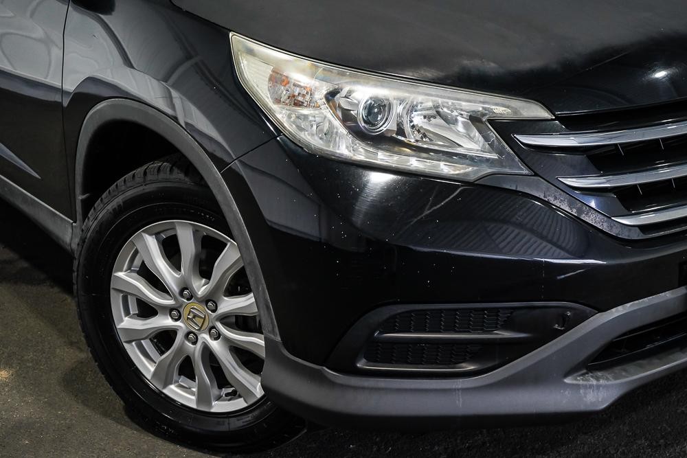 Honda Cr-v image 2