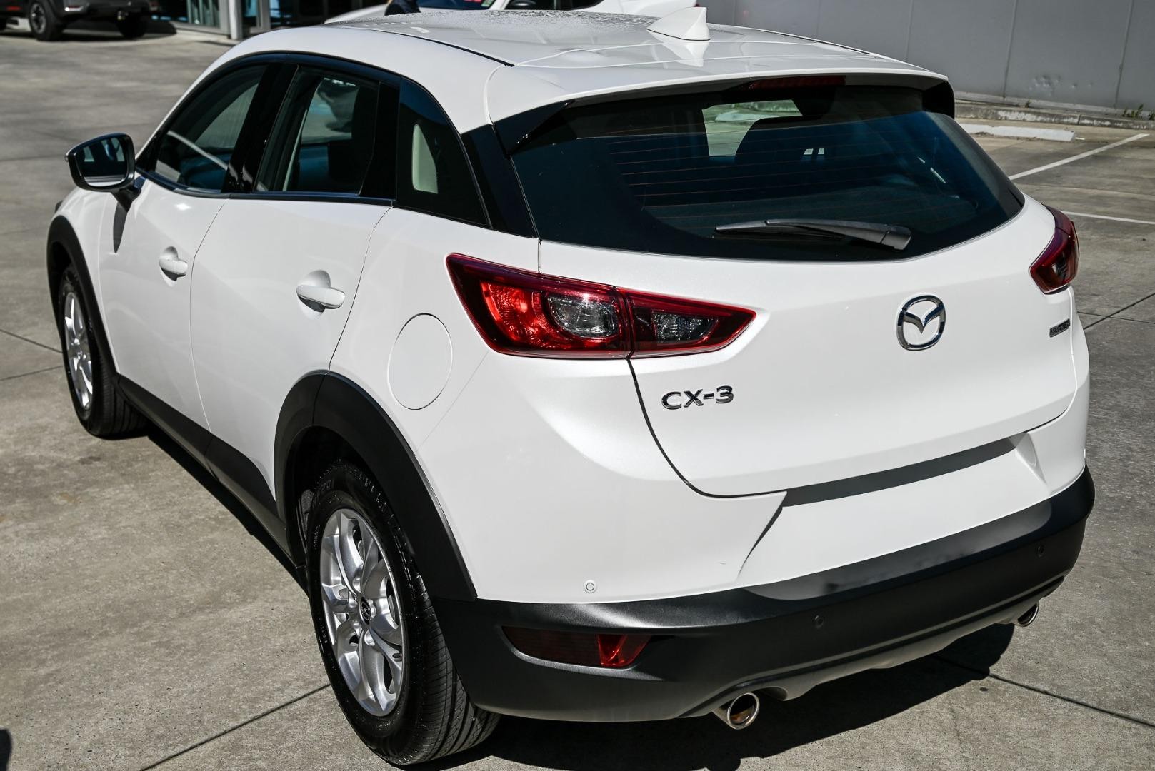 Mazda Cx-3 image 3
