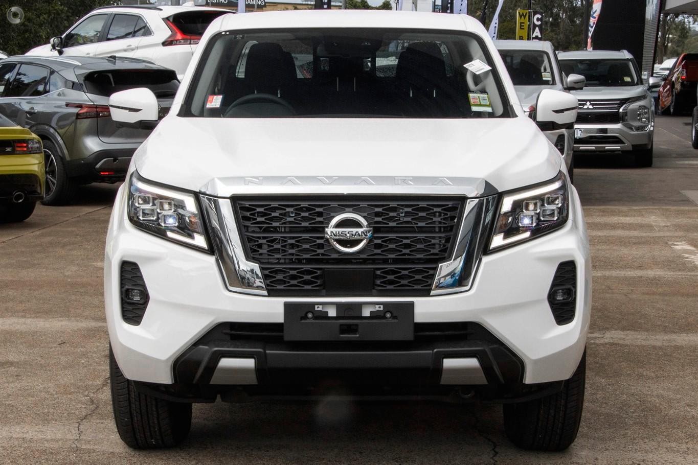 Nissan Navara image 2