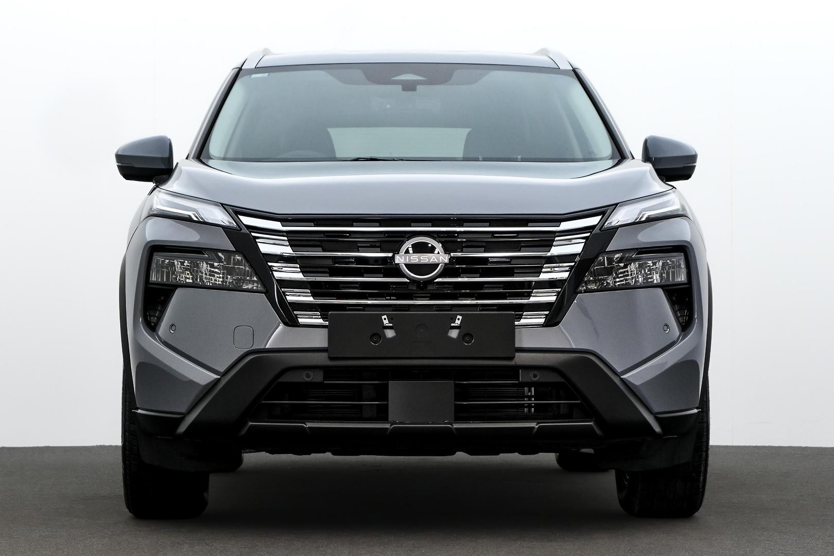 Nissan X-trail image 2