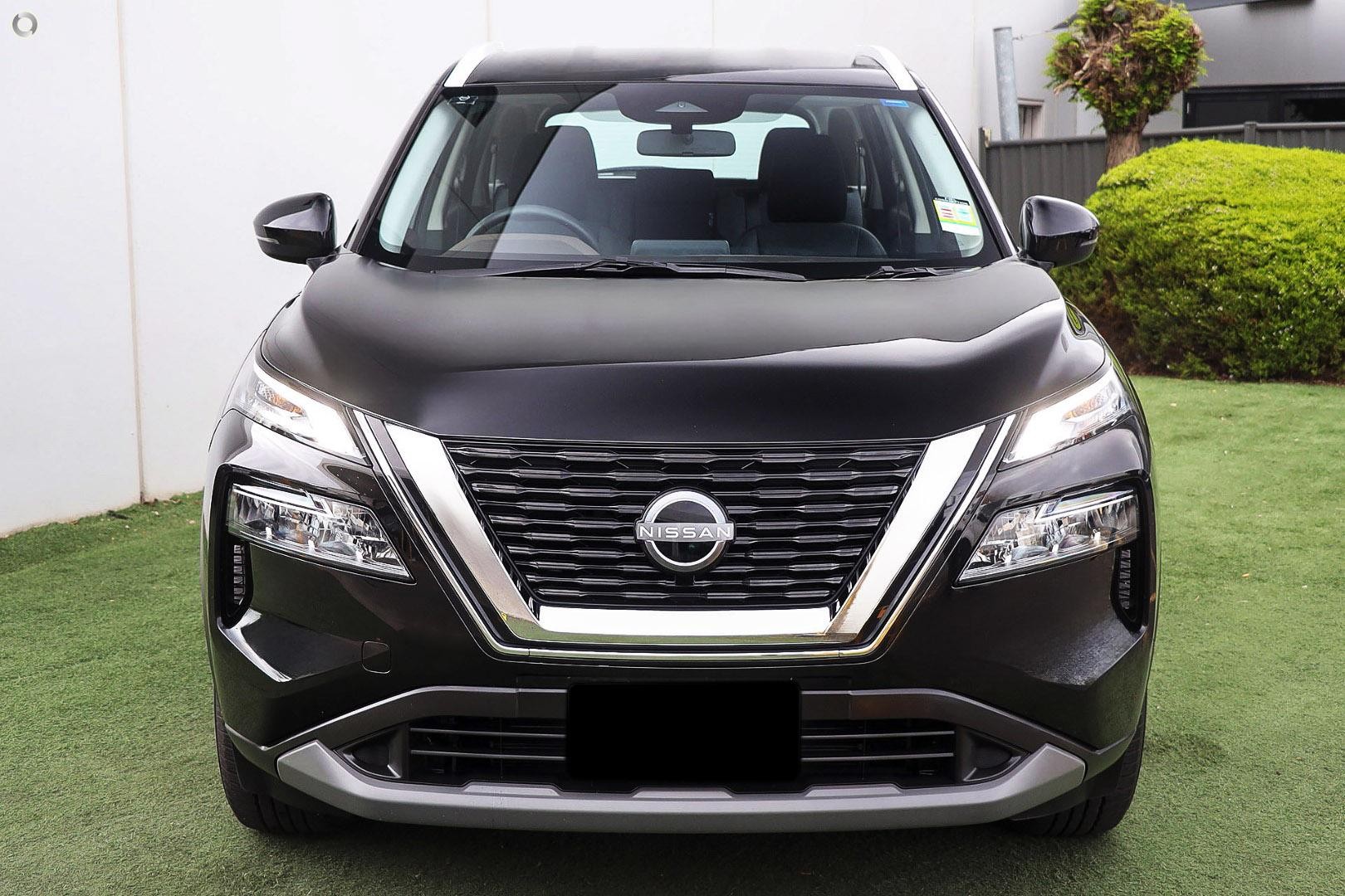 Nissan X-trail image 2