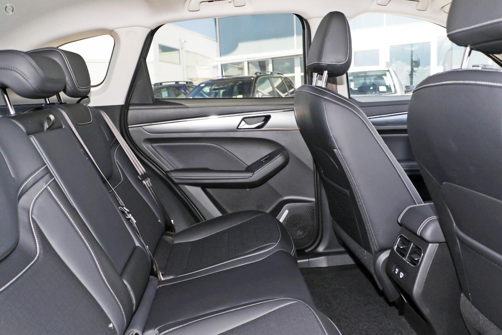 Gwm Haval Jolion image 2