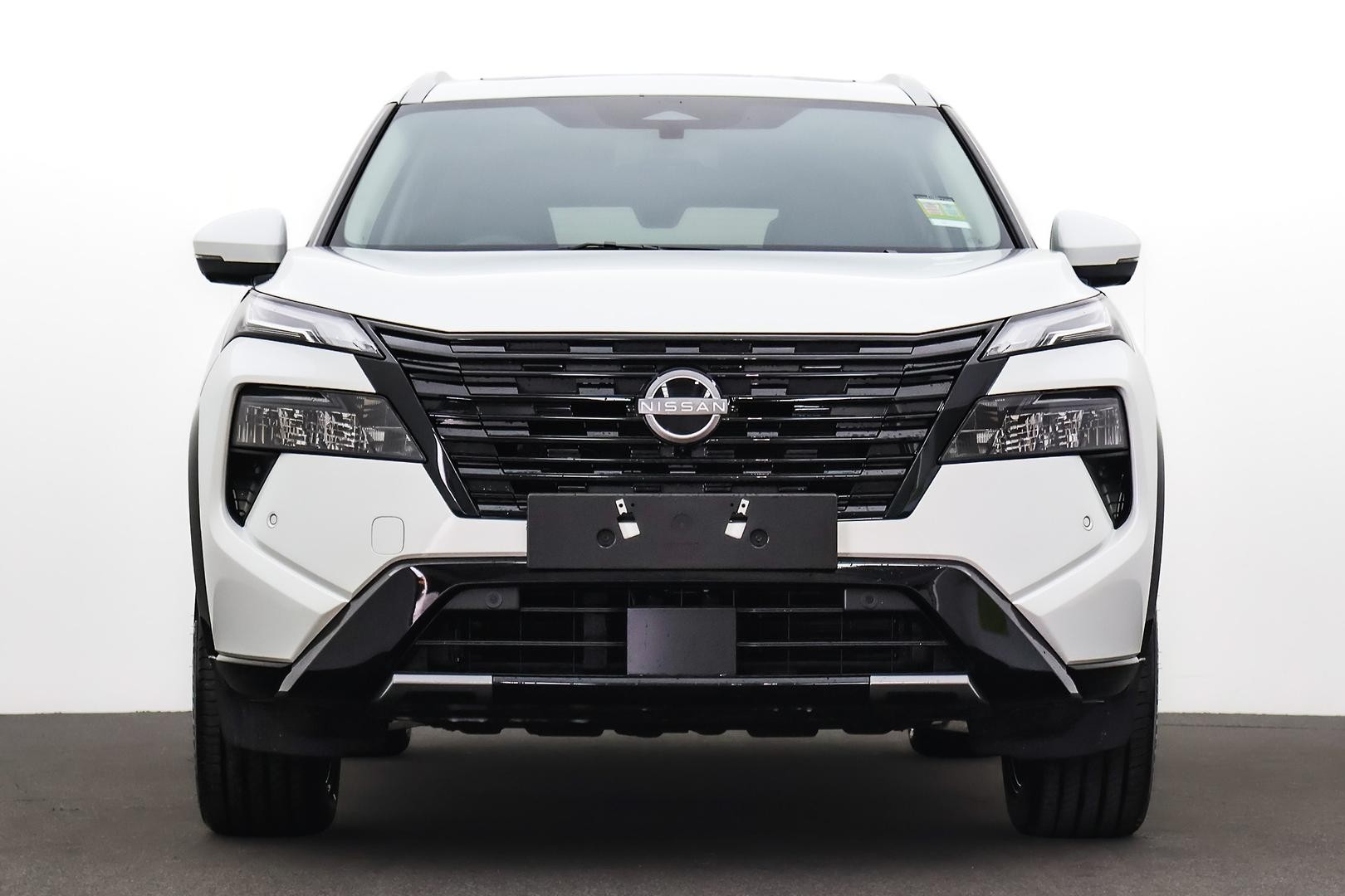 Nissan X-trail image 2