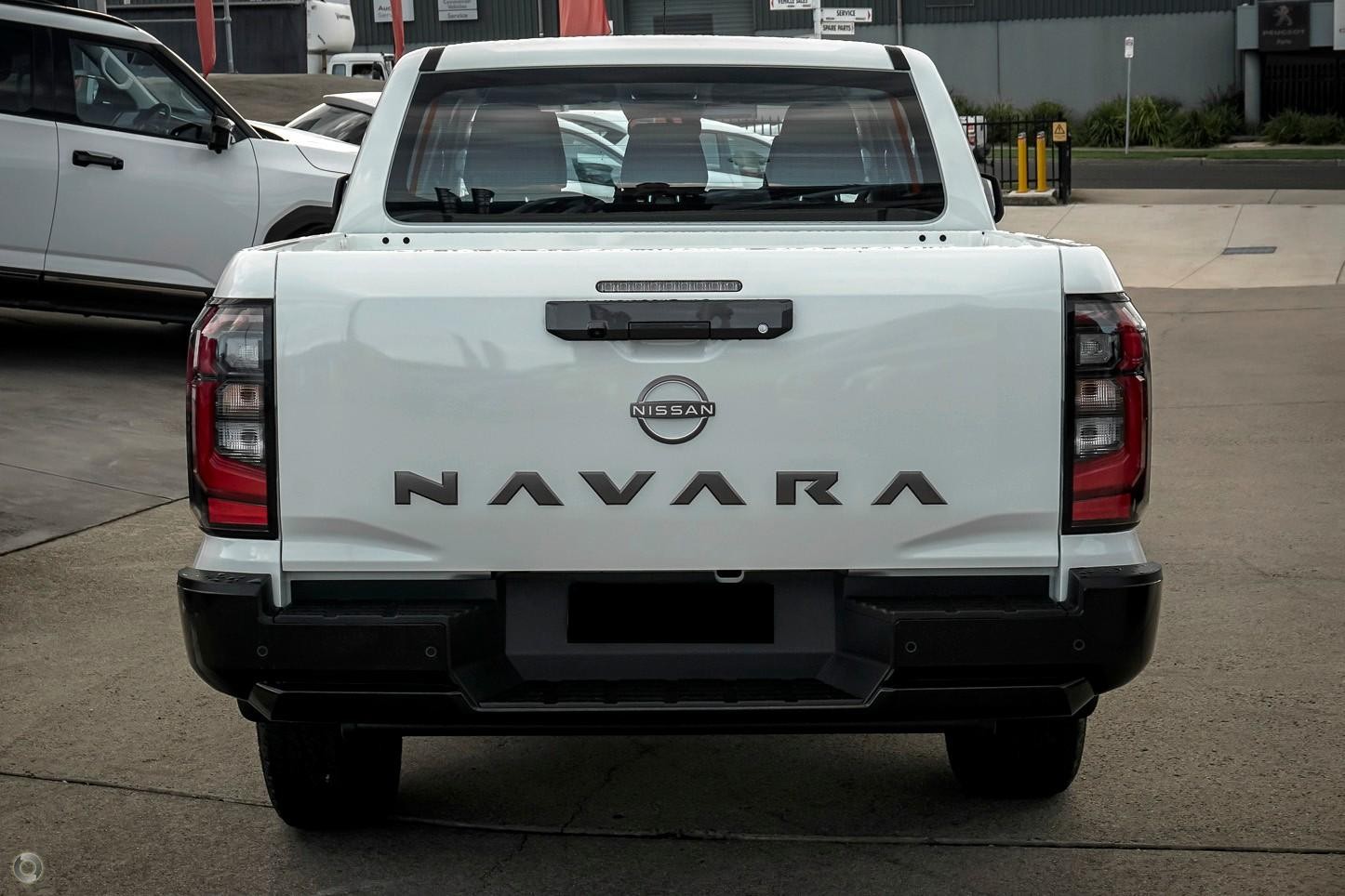 Nissan Navara image 3