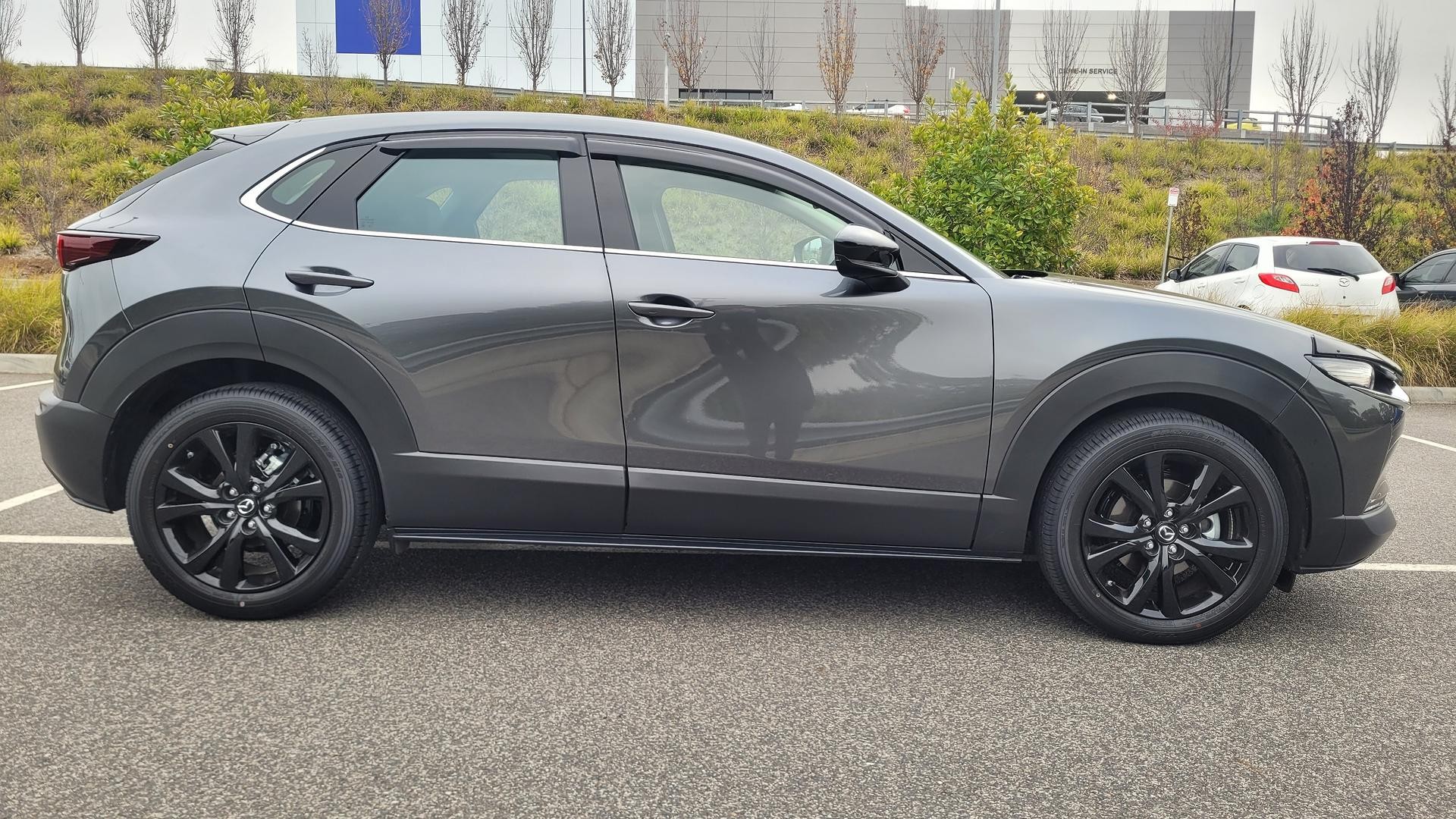 Mazda Cx-30 image 3