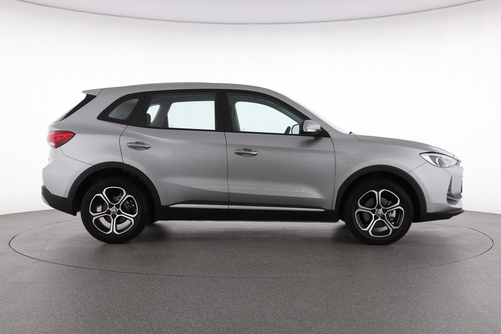 MG Zs image 2