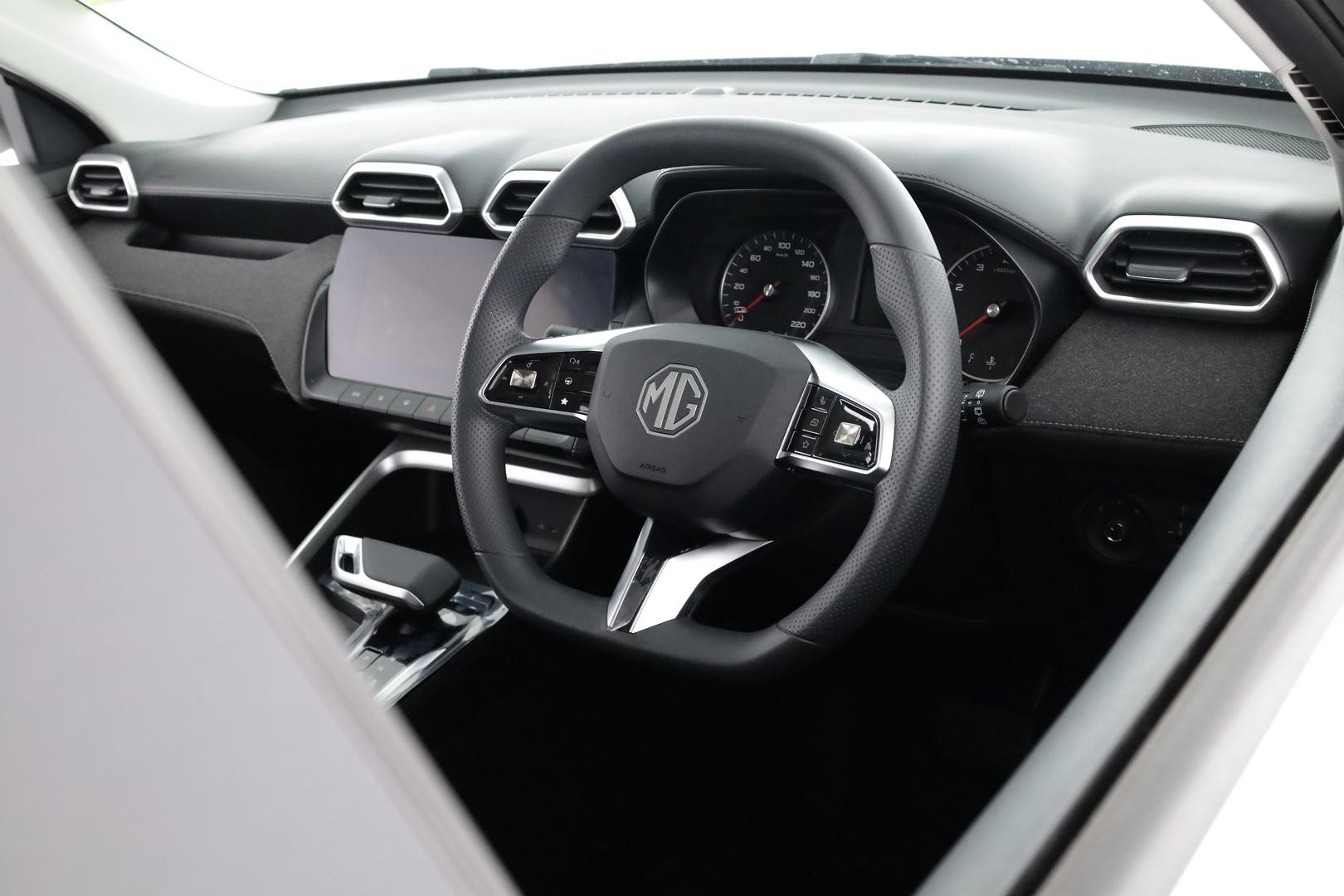 MG Zs image 4