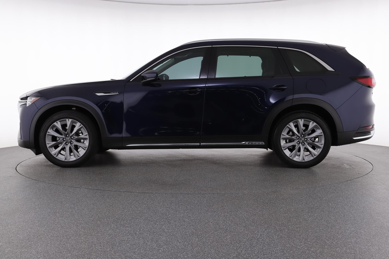 Mazda Cx-90 image 2