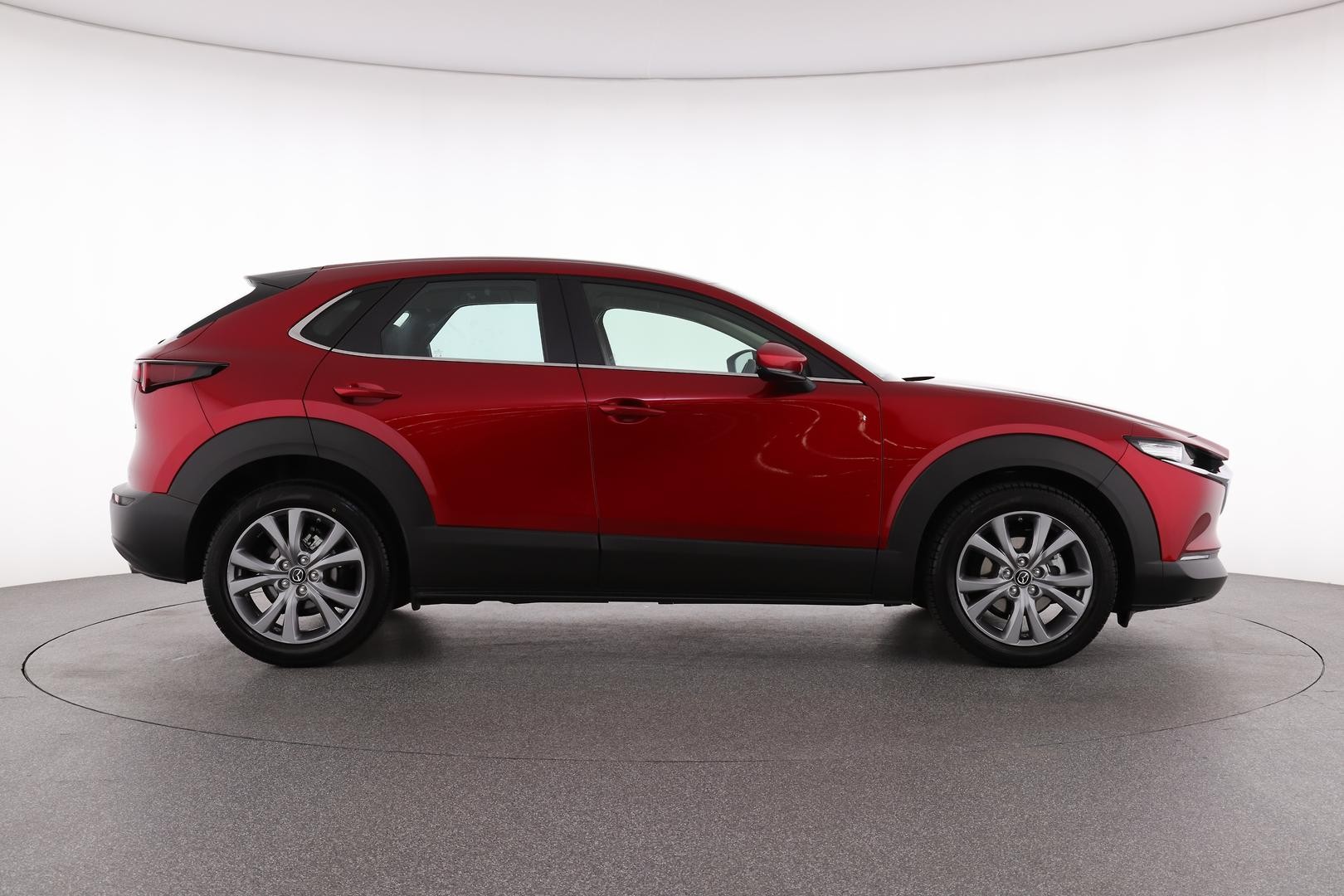 Mazda Cx-30 image 2